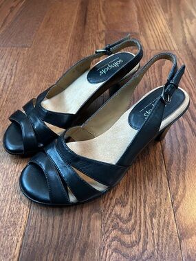 Softspots Neima Black Slingback Heeled Sandals size 6 - Like New!